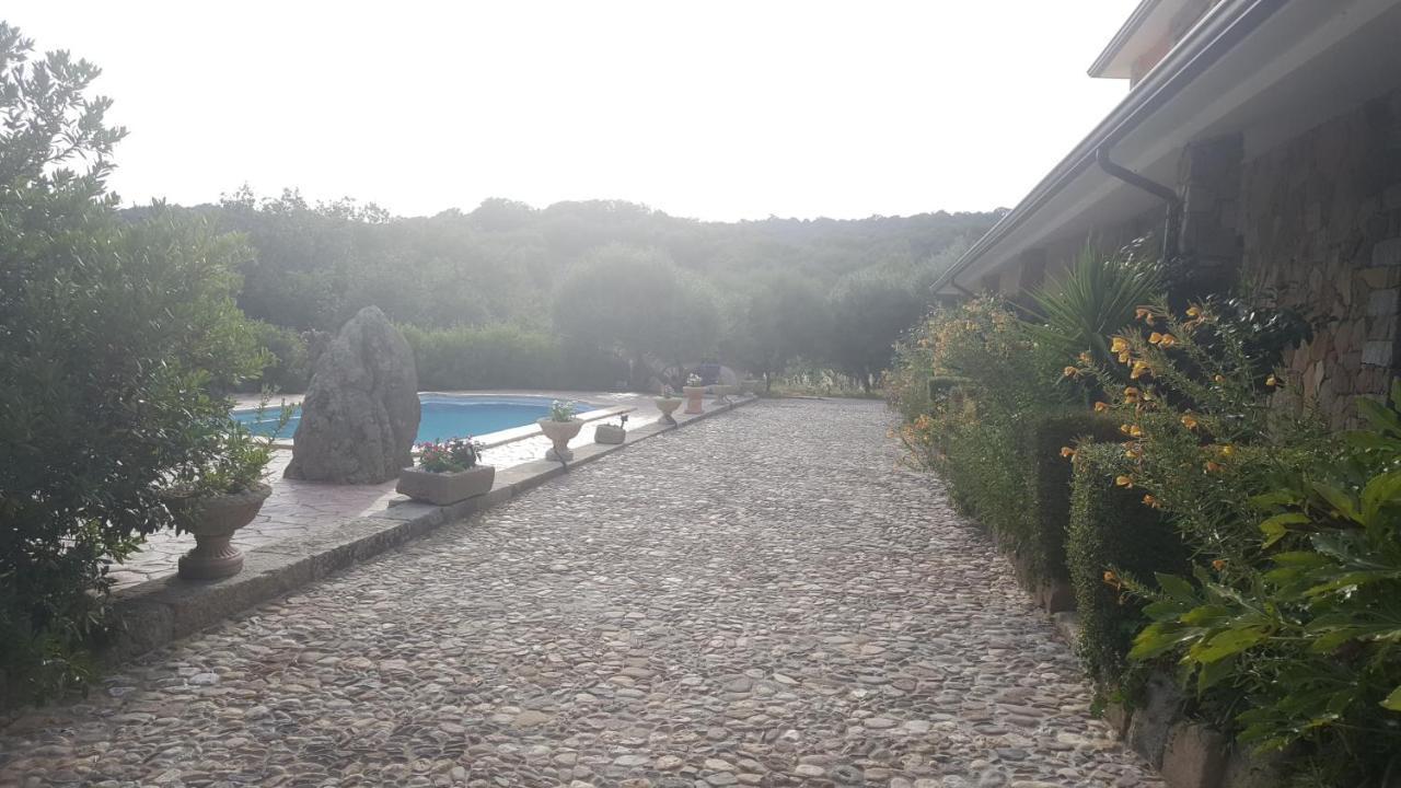 B&B Casa Vacanza Centro Sardegna Sorgono エクステリア 写真