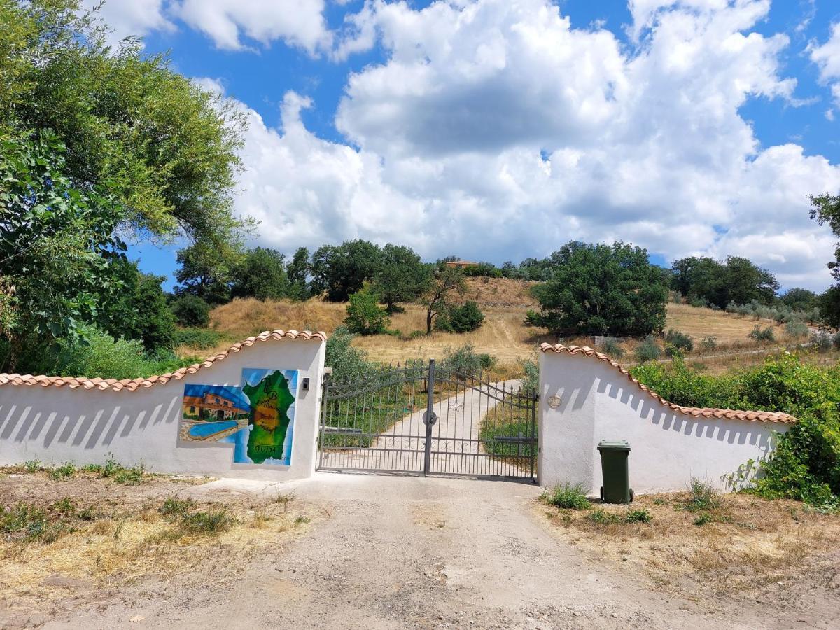 B&B Casa Vacanza Centro Sardegna Sorgono エクステリア 写真
